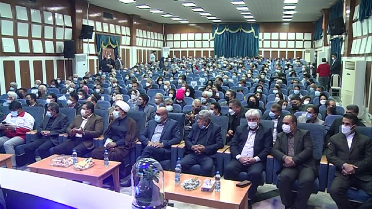 مراسم یادبود جانباختگان زلزله بم برگزار شد