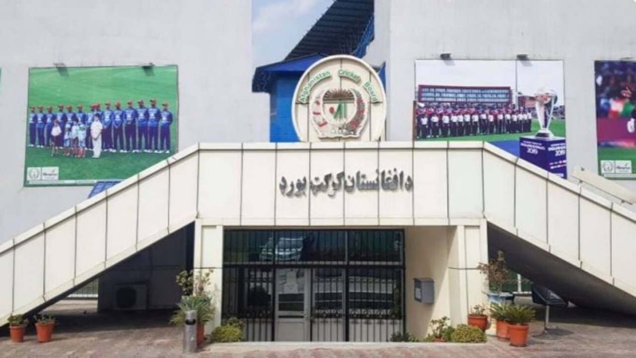 ۱۴ نماینده اداره بورد کریکت افغانستان اخراج شدند