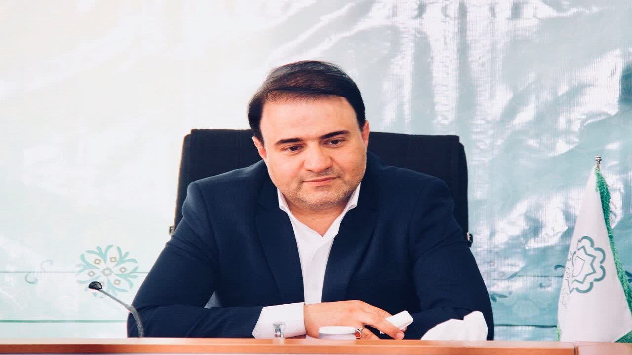 محافظت از گیاهان فضای سبز قم در برابر سرما