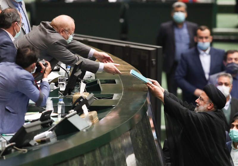 مسیر پرپیچ و خم اعتمادسازی دولت؛ از هانیوان تا مرادآباد