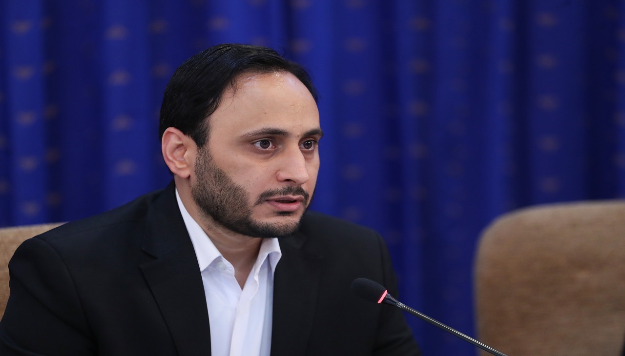 دولت حامی مرکز وکلا خواهد بود