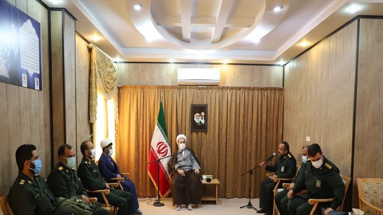 اولویت حفاظت هواپیمایی سپاه حفظ جان و کسب رضایت مردم باشد