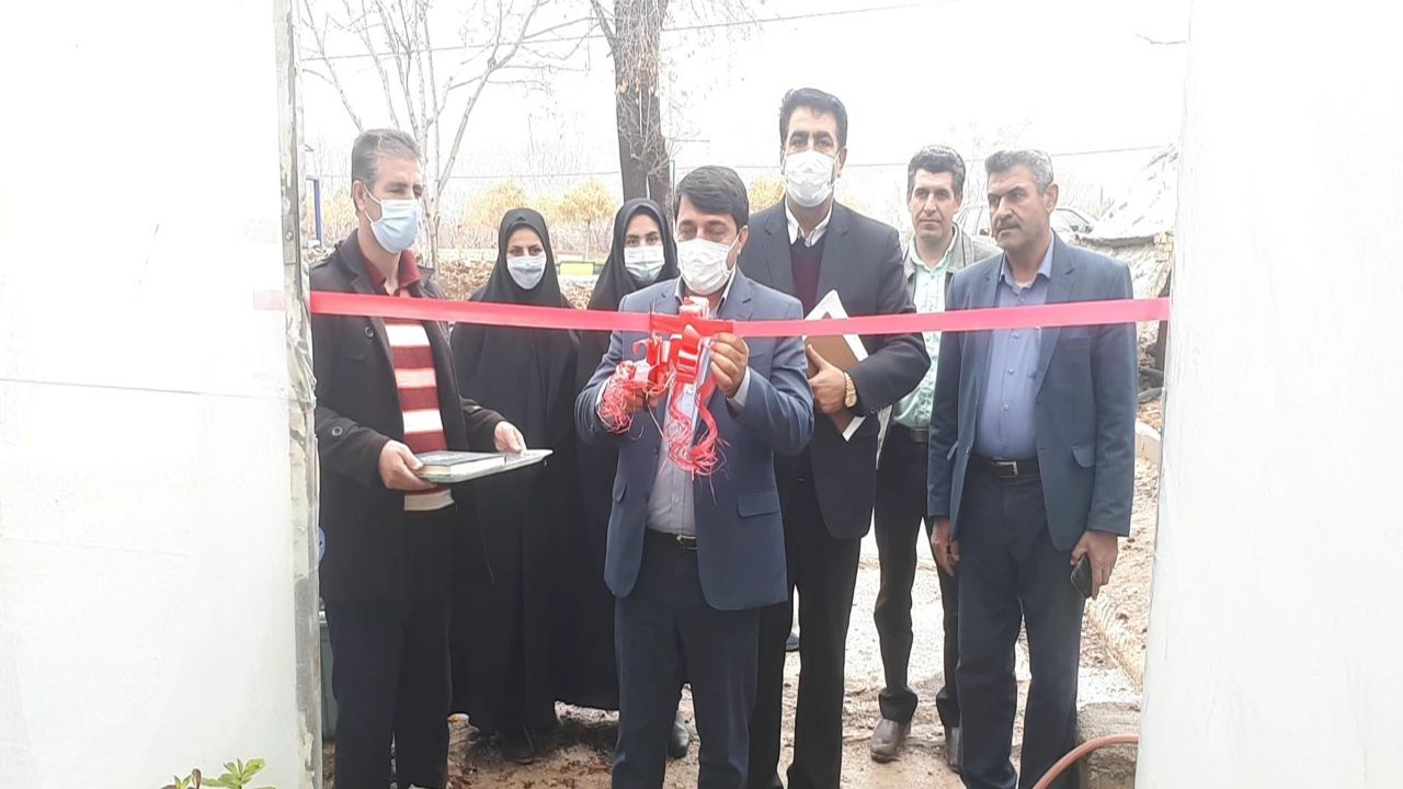 افتتاح ۲ واحد مسکونی و چند طرح اشتغال‌زایی کمیته امداد در سپیدان