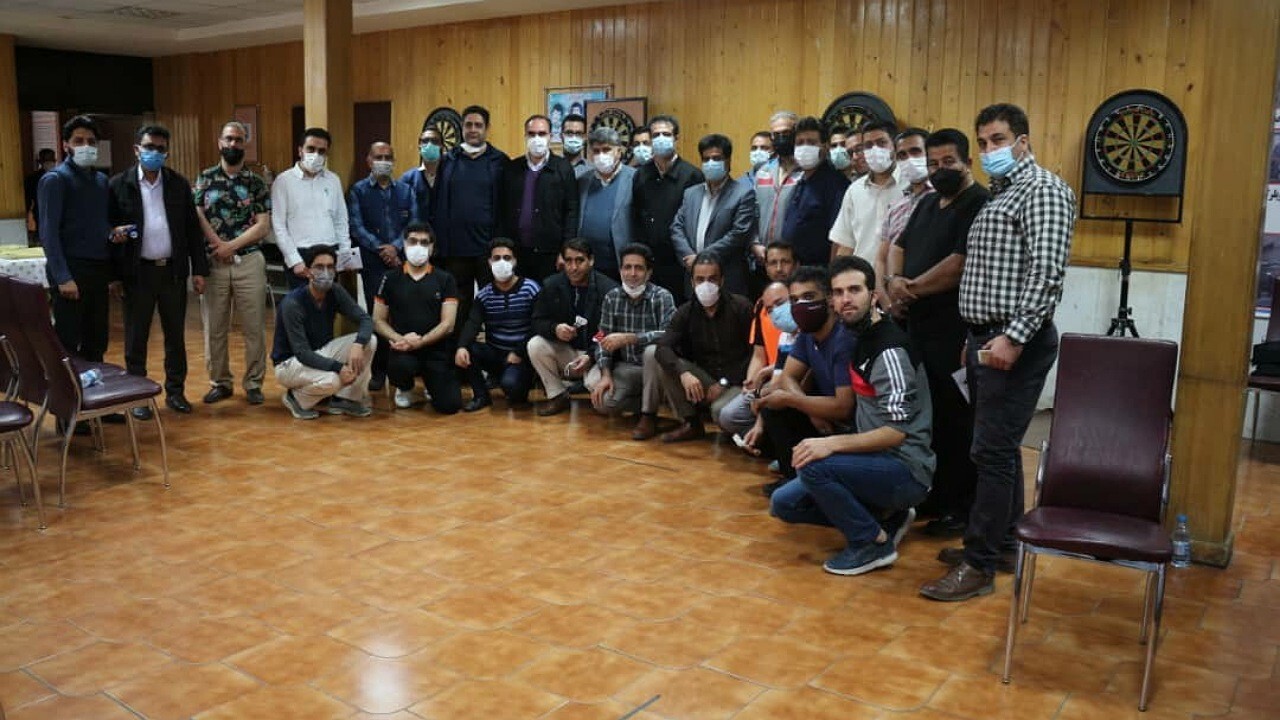 برگزاری مسابقات دارت کارکنان صنعت آب و برق در زرند