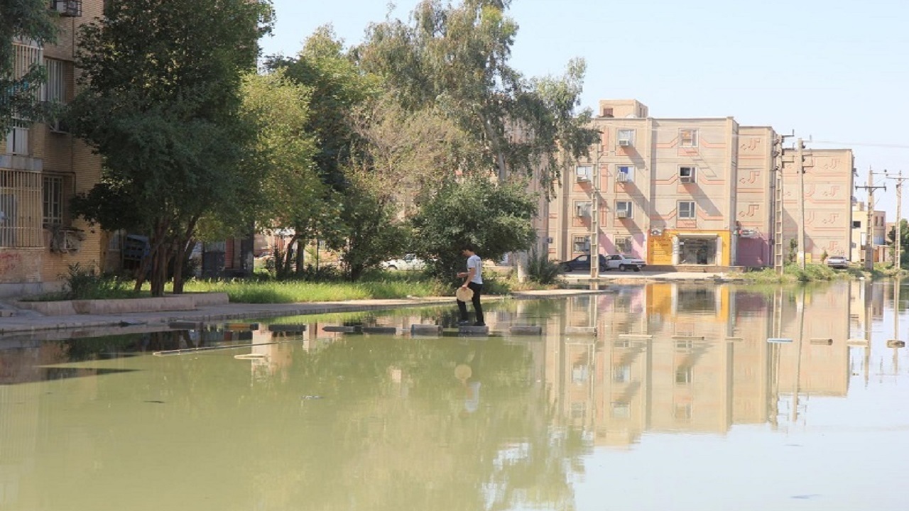 از