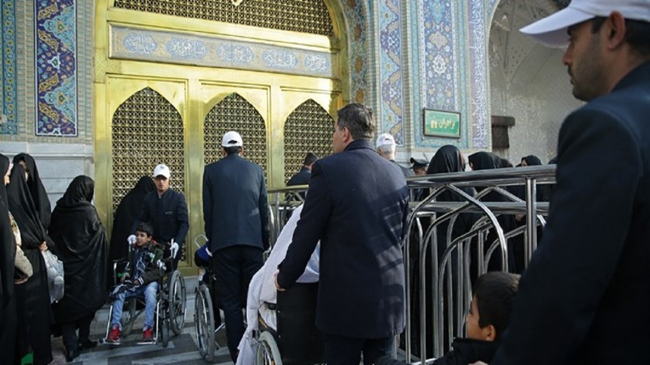 عنایت خاص امام رضا(ع) به یک بیمار +فیلم