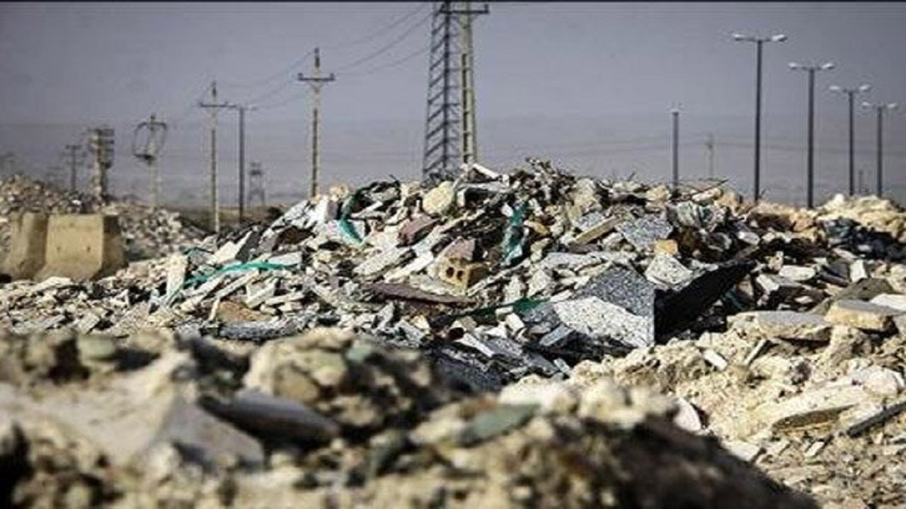 نخاله پراکنی از سر بی جا و مکانی در کرج
