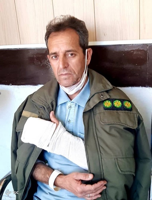 یدالله همتی پناه بریدن انگشتان و گردن یک محیط بان ۵۰ ساله با تیزبُر توسط شکارچیان + عکس بریدن انگشتان و گردن یک محیط بان ۵۰ ساله با تیزبُر توسط شکارچیان + عکس