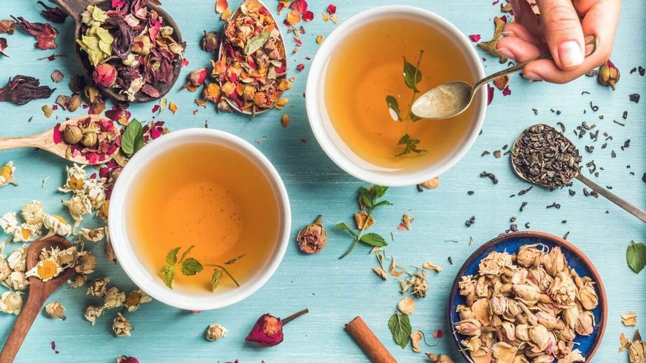 طرز تهیه دمنوش سم زدا و ضد سرماخوردگی + فیلم