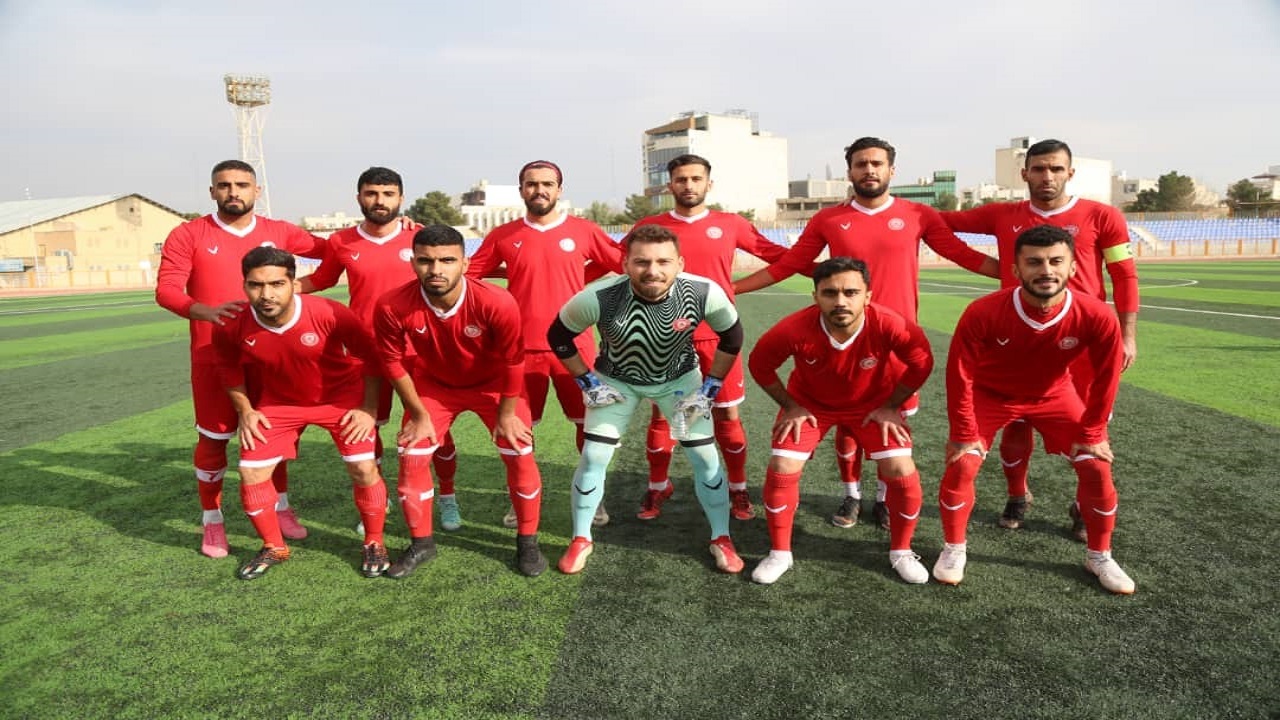پیروزی دلچسب سرخ پوشان قم