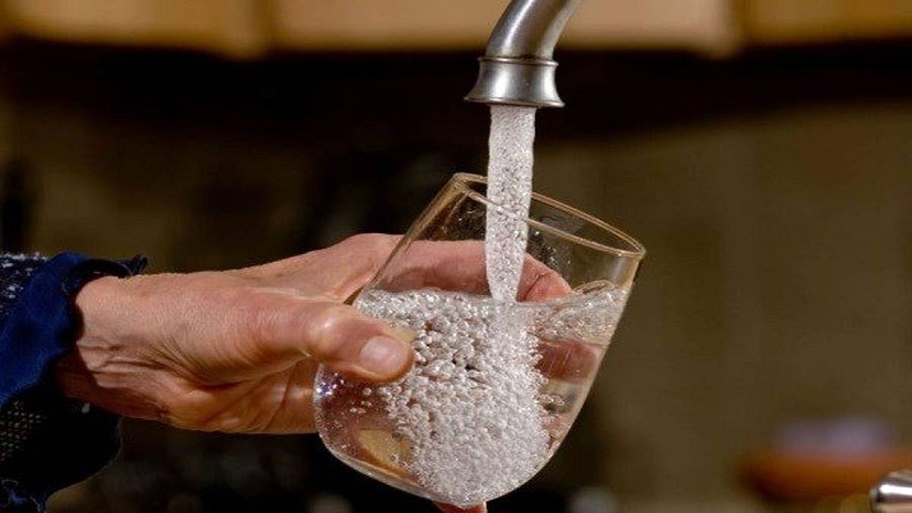 ۱۳ تانکر به محلات شهر جوانرود آبرسانی می‌کند