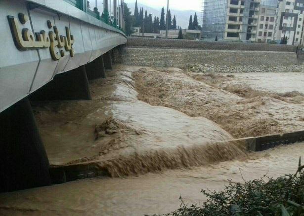 دستگاه‌های مسئول در فارس در آماده باش سیلاب قرار دارند
