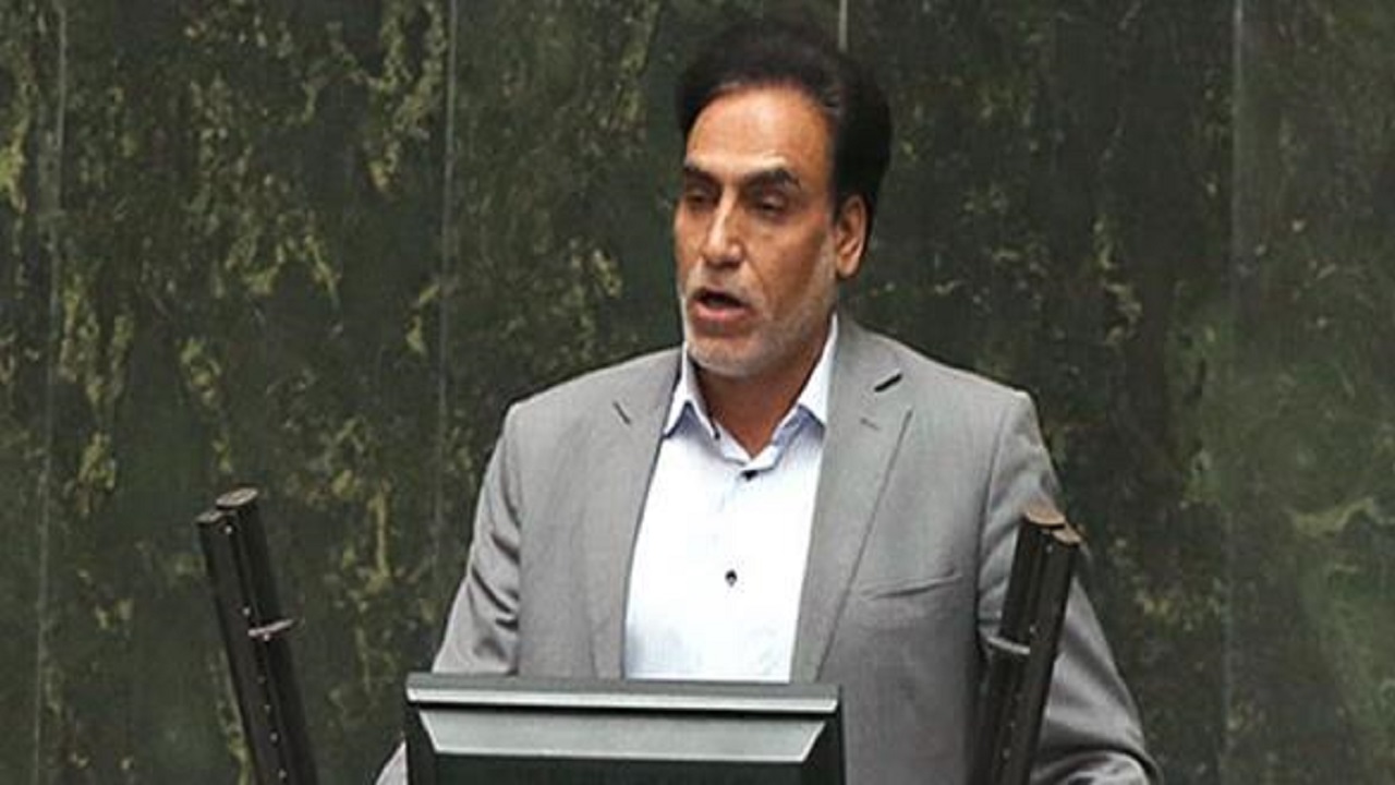 ساختمان دانشگاه پیام نور بویین میاندشت جزو بخش بهداشت و درمان است