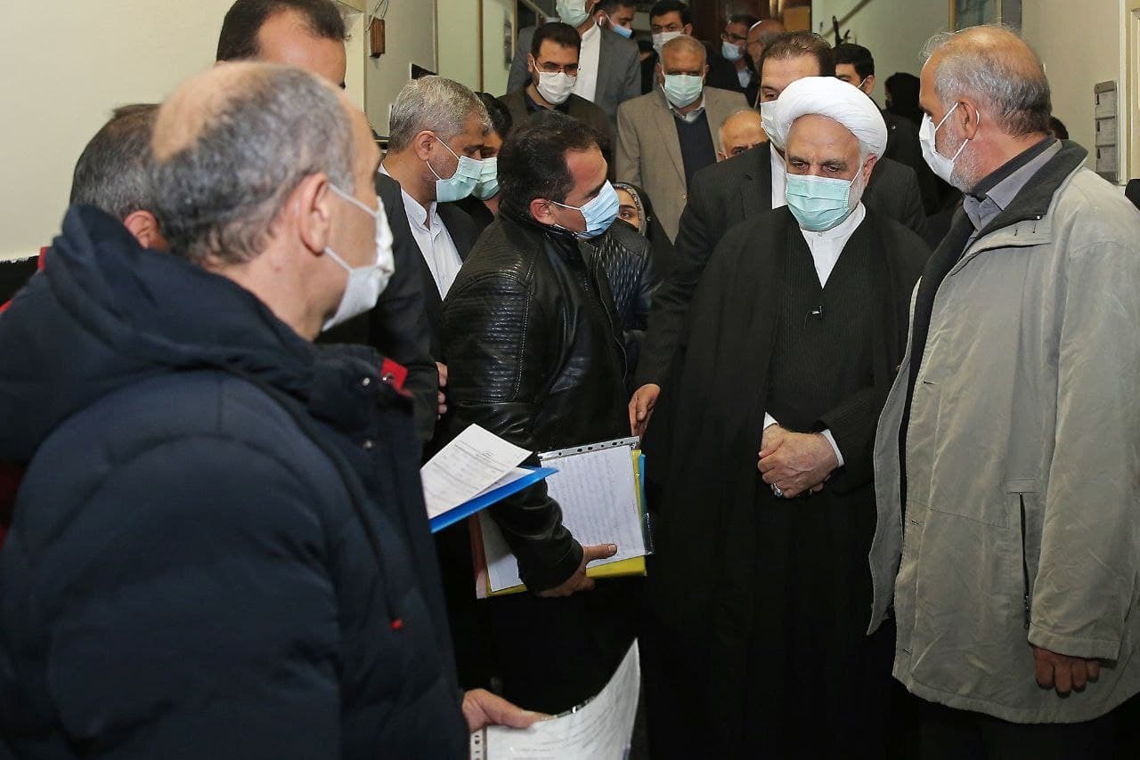 باید از هرگونه تاخیر در اجرای احکام قضایی اجتناب شود