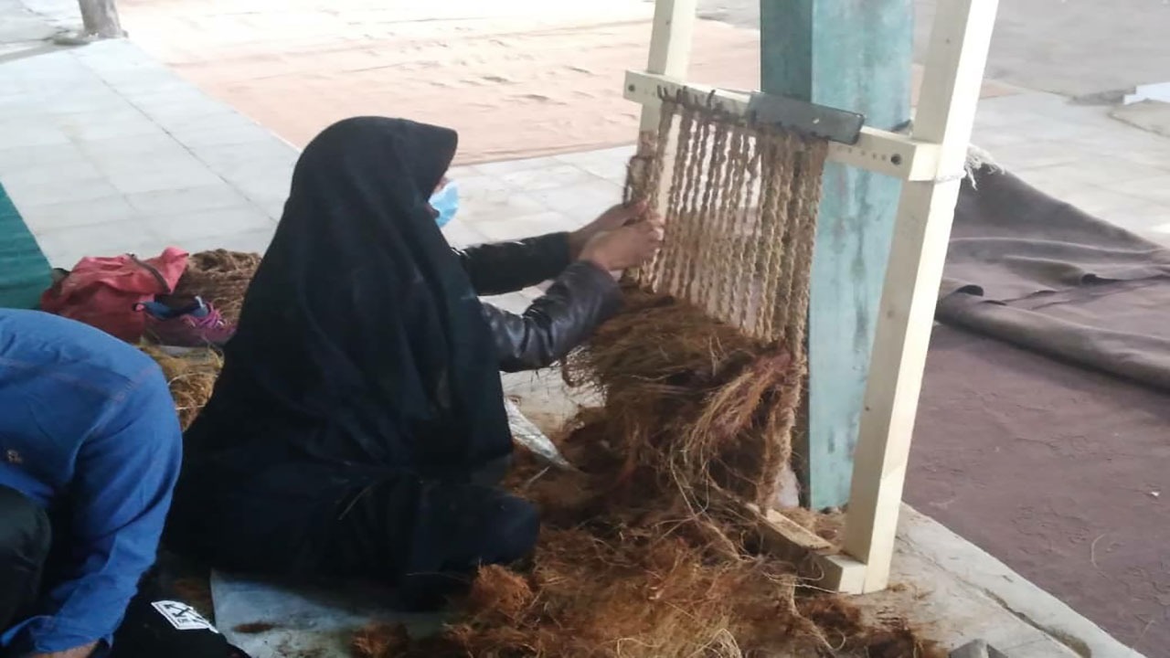 هنر حصیربافی در نرماشیر رونق یافته است