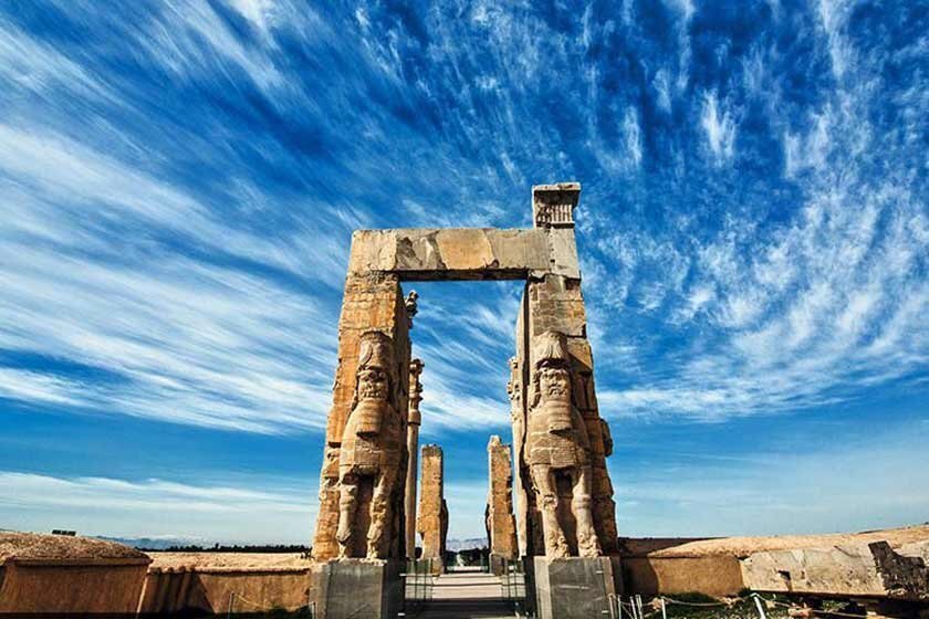 ​راه اندازی سایت جدید تلفن همراه در مجموعه تخت جمشید