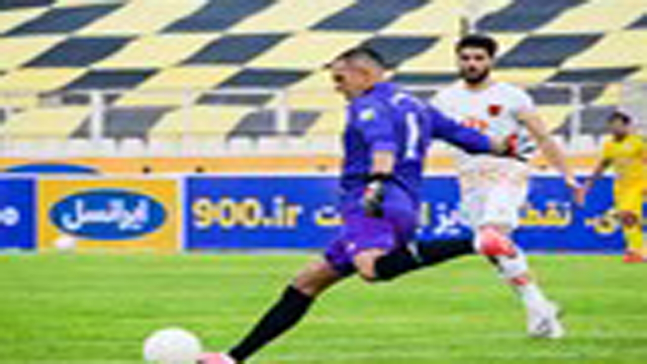 تساوی فجر سپاسی و هوادار تهران در یک بازی سرد