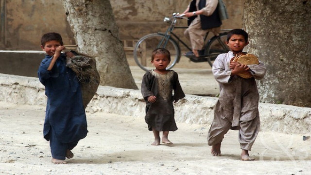 افغانستان در لبه پرتگاه سقوط اقتصادی و فروپاشی اجتماعی قرار دارد