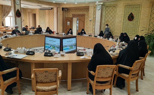 نشست بانوان حوزوی با معاون رئیس جمهور در امور زنان و خانواده در جامعة الزهرا قم نشست بانوان حوزوی با معاون رئیس جمهور در امور زنان و خانواده در جامعة الزهرا قم