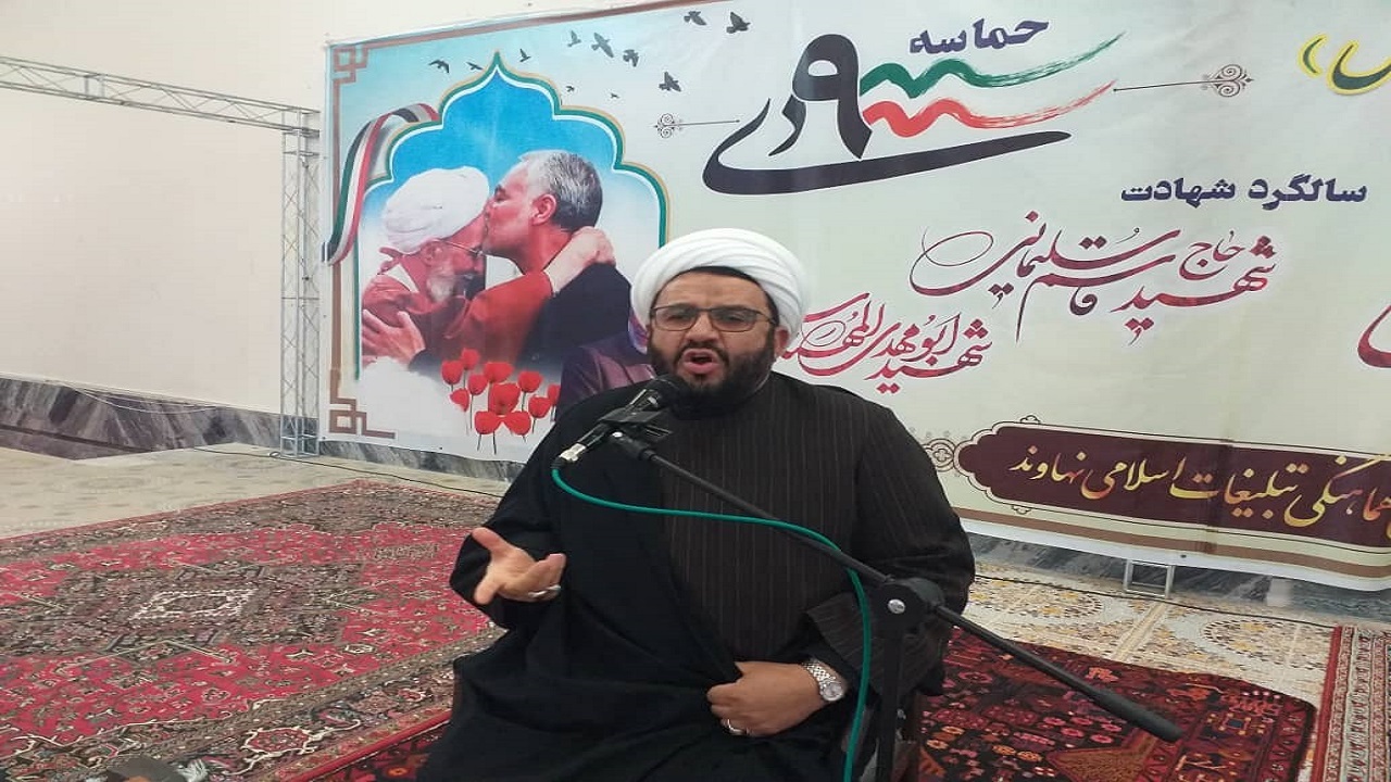 فتنه گران به مقدسات مردم رحم نکردند