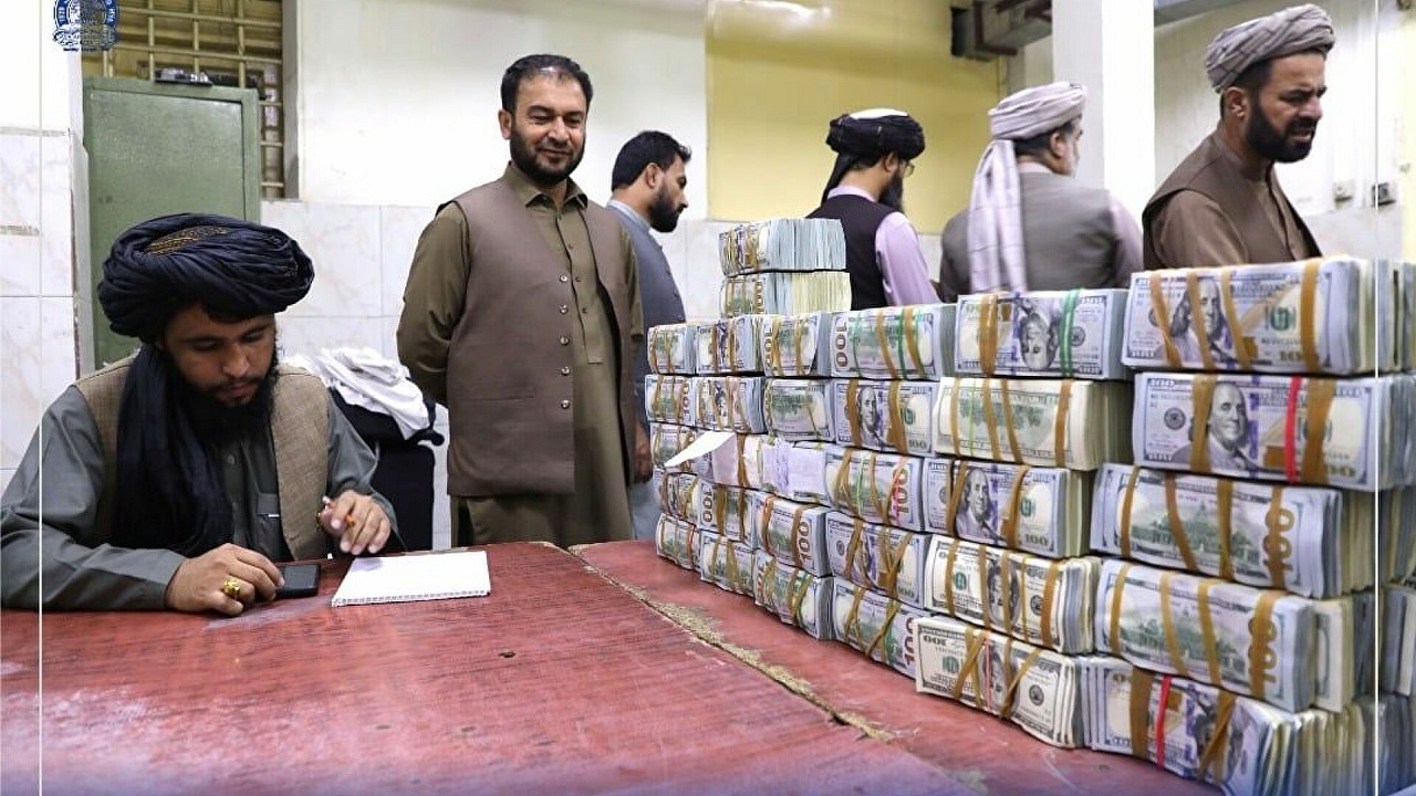 نظام بانکی افغانستان در حال بهبود است