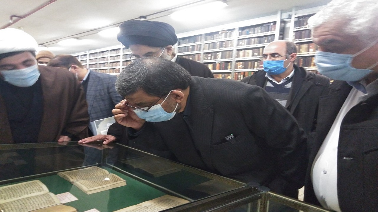 کتابخانه آیت‌الله مرعشی گنجینه ارزشمندی برای میراث علمی کشور است