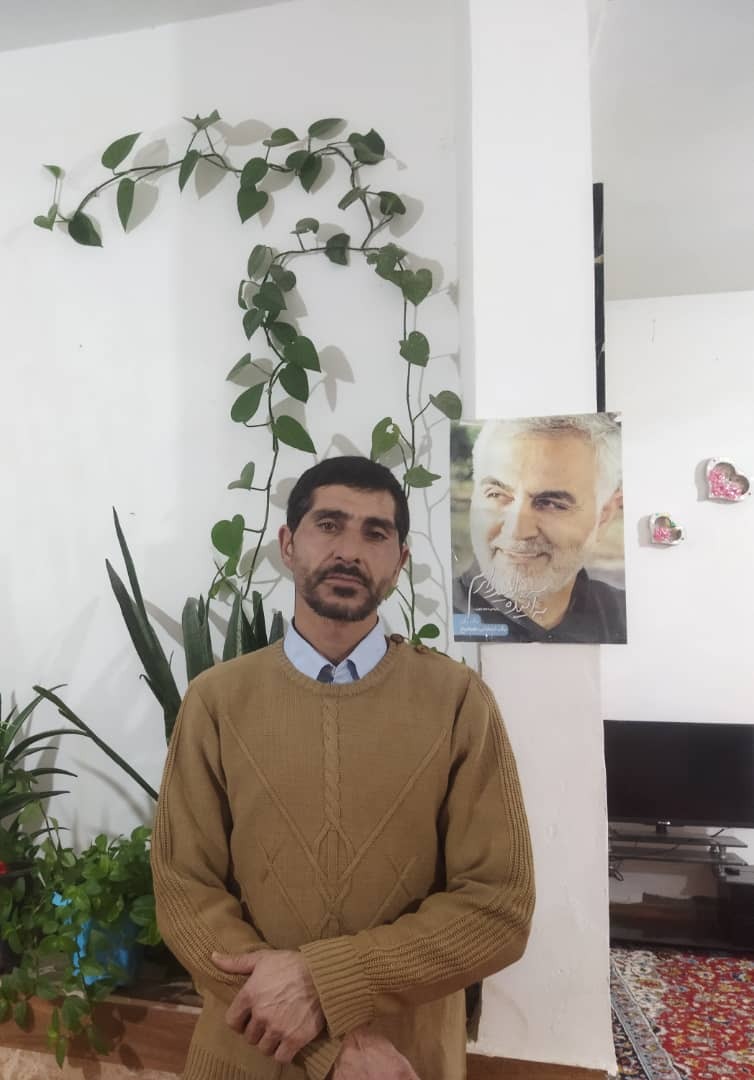 کارگری که عشق به حاج قاسم شاعرش کرد+فیلم