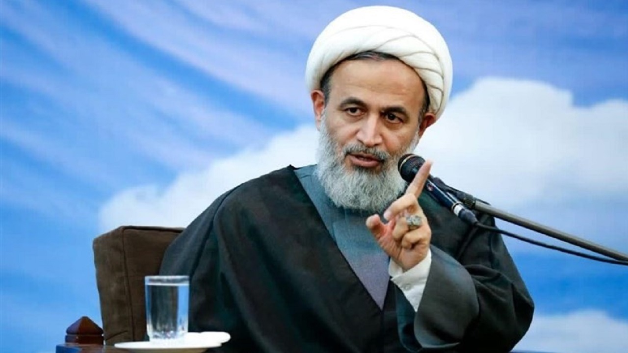 اگر منتظر باشیم همه مسئولان شبیه شهید سلیمانی شوند «انتظار بیهوده» است