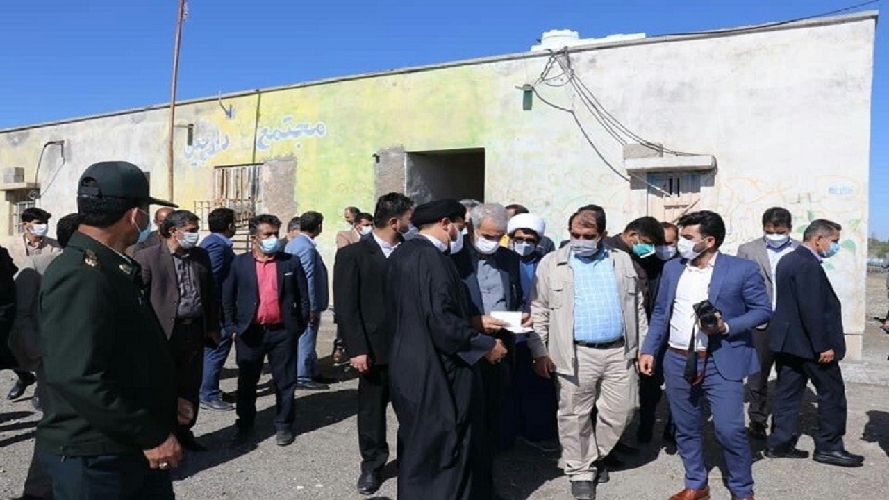 بازدید وزیر آموزش و پرورش از مدارس آسیب دیده رودبارجنوب