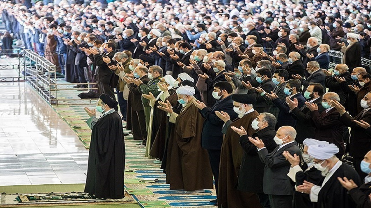 نماز جمعه؛ محلی برای رساندن صدای مردم به مسئولان