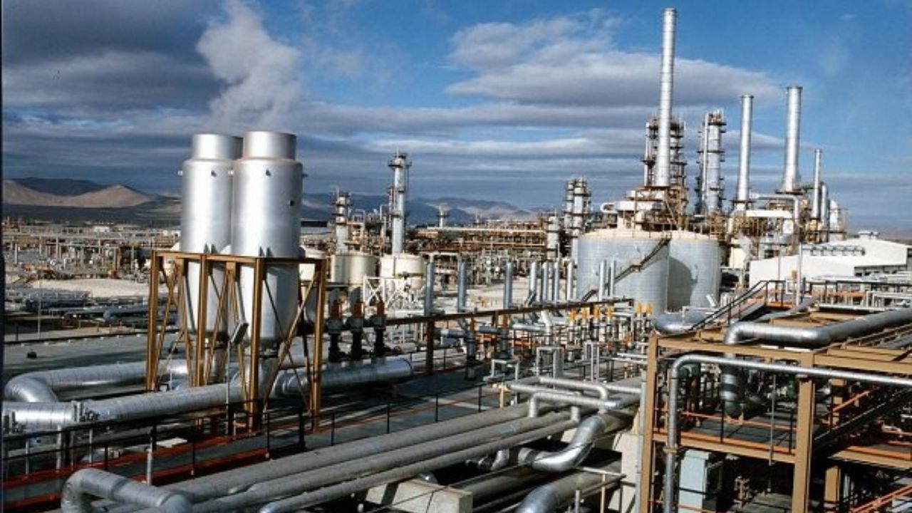 ۸۰۰ میلیارد برای احداث پتروشیمی هلیلان تخصیص یافت