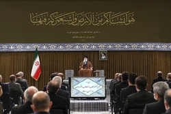 حضور رهبر معظم انقلاب در مرقد مطهر امام خمینی (ره)