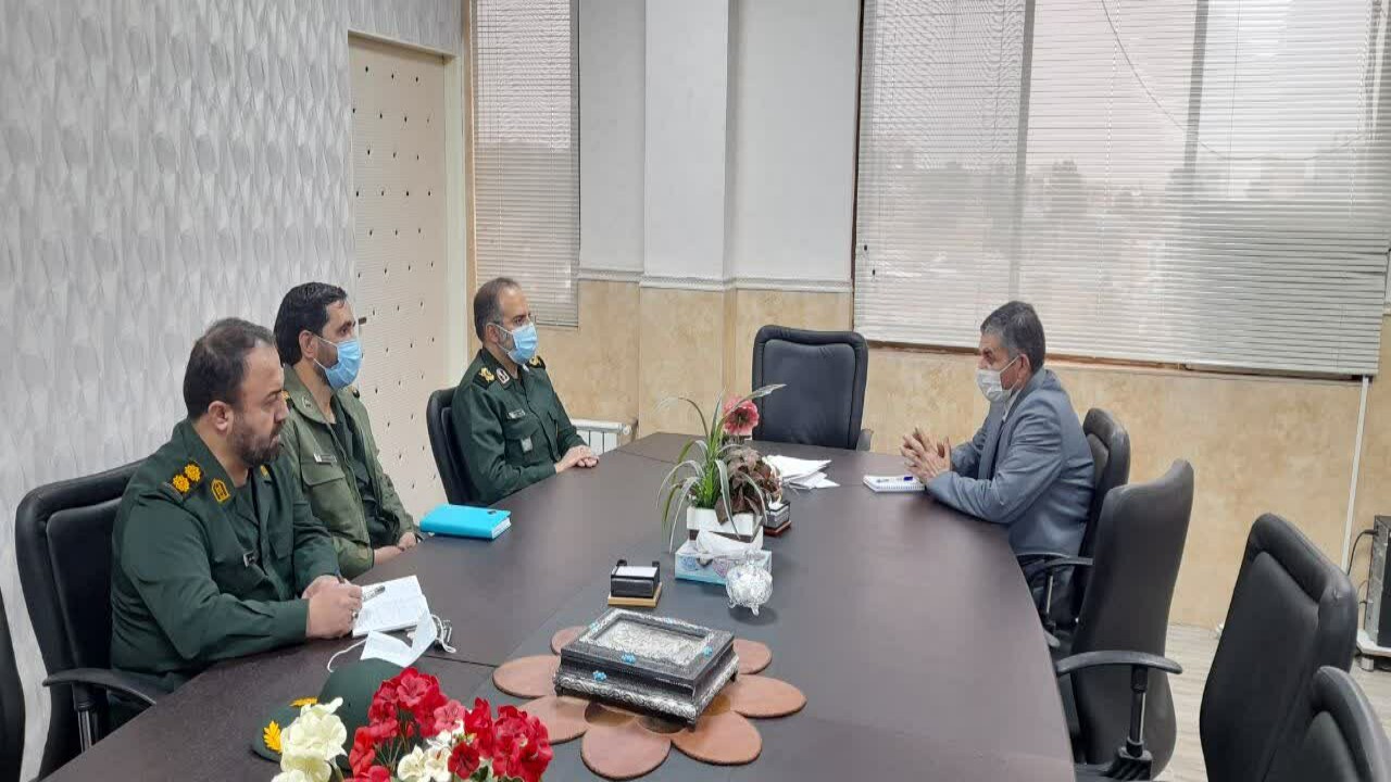 دیدار مدیرکل جدید آموزش و پرورش قم با فرمانده سپاه استان