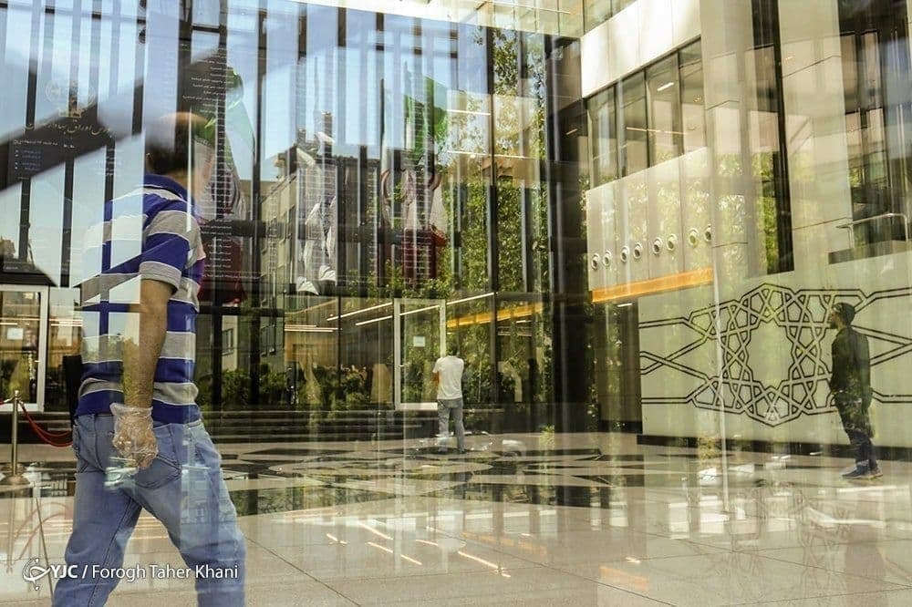 طی یک یا دو ماه آینده دامنه نوسان به تدریج باز خواهد شد