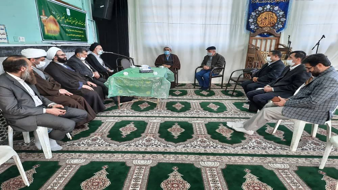مشاوره حقوقی در میز خدمت ساری