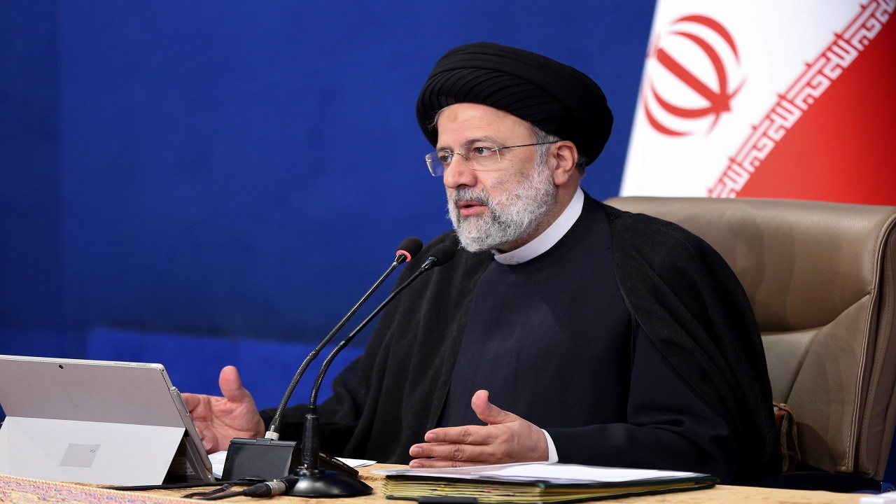 رئیس‌جمهور: دولت مصمم است ناخرسندی رهبر انقلاب از دهه ۹۰ را به رضایت تبدیل کند