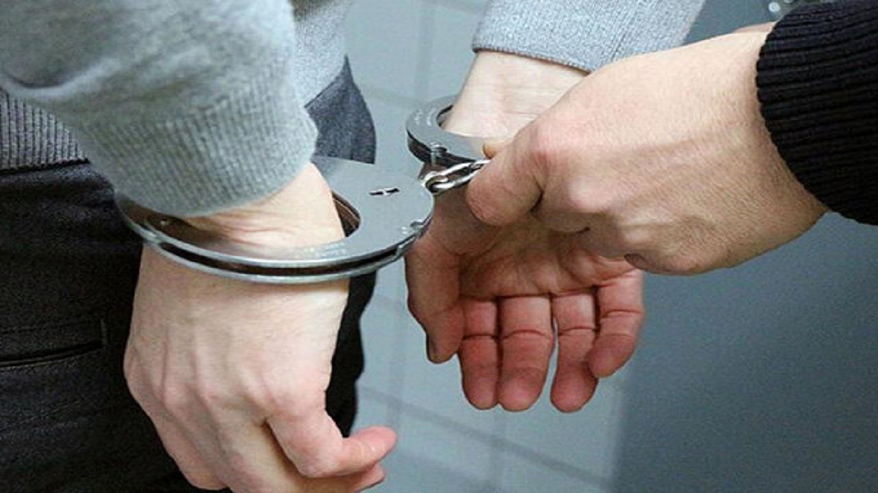 سارق اماکن دولتی در اهواز دستگیر شد