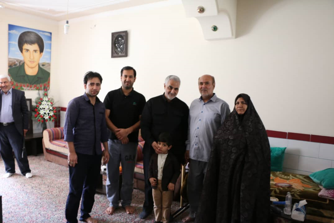 حاج قاسم و خانواده علیجان سلیمانی