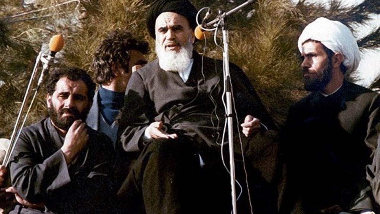 تقلیل آرمان انقلاب و امام(ره) به شایعه‌ای بی اساس