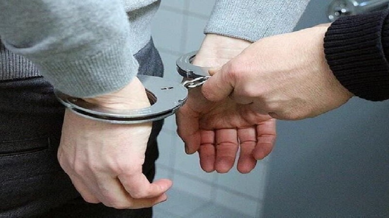 اعتراف به کشتن پدر به خاطر بدهی میلیاردی