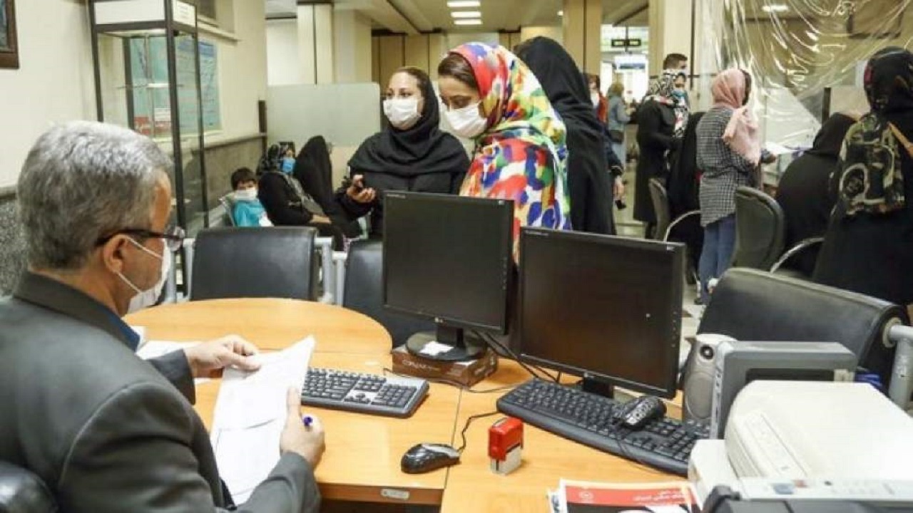 ارائه خدمات در ادارات به افراد بدون گواهی معتبر واکسیناسیون کرونا ممنوع است