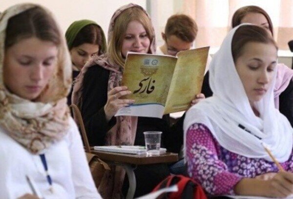 افزایش ۲۰ درصدی ایران در پذیرش دانشجوی بین المللی/ رسیدن به ۷۵ هزار دانشجوی خارجی از اهداف برنامه ششم بود
