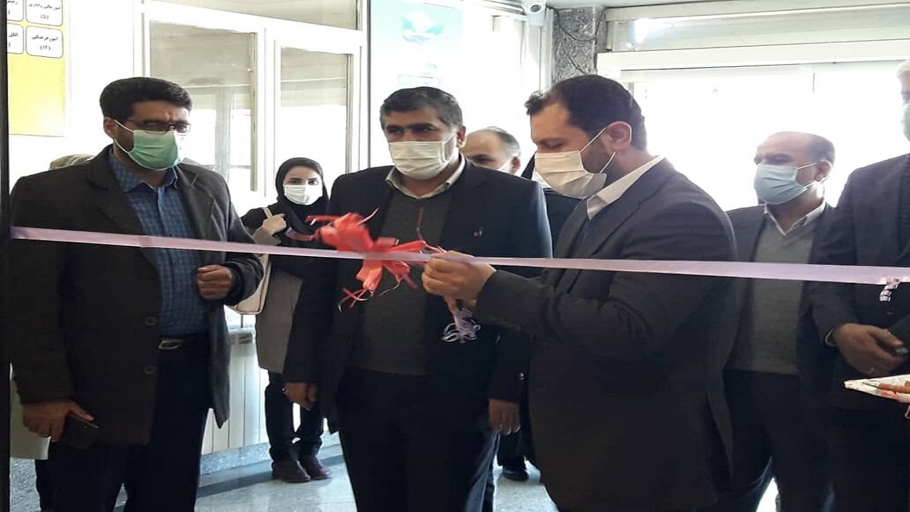 افتتاح نمایشگاه آثار تجسمی در شهرستان بهار