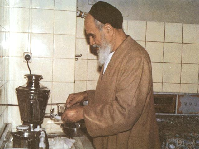 ماجرای سکه&zwnj;های یک ریالی خانه امام