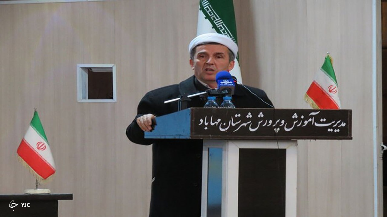 انقلاب اسلامی در اوج اقتدار و شکوه همچنان می‌درخشد
