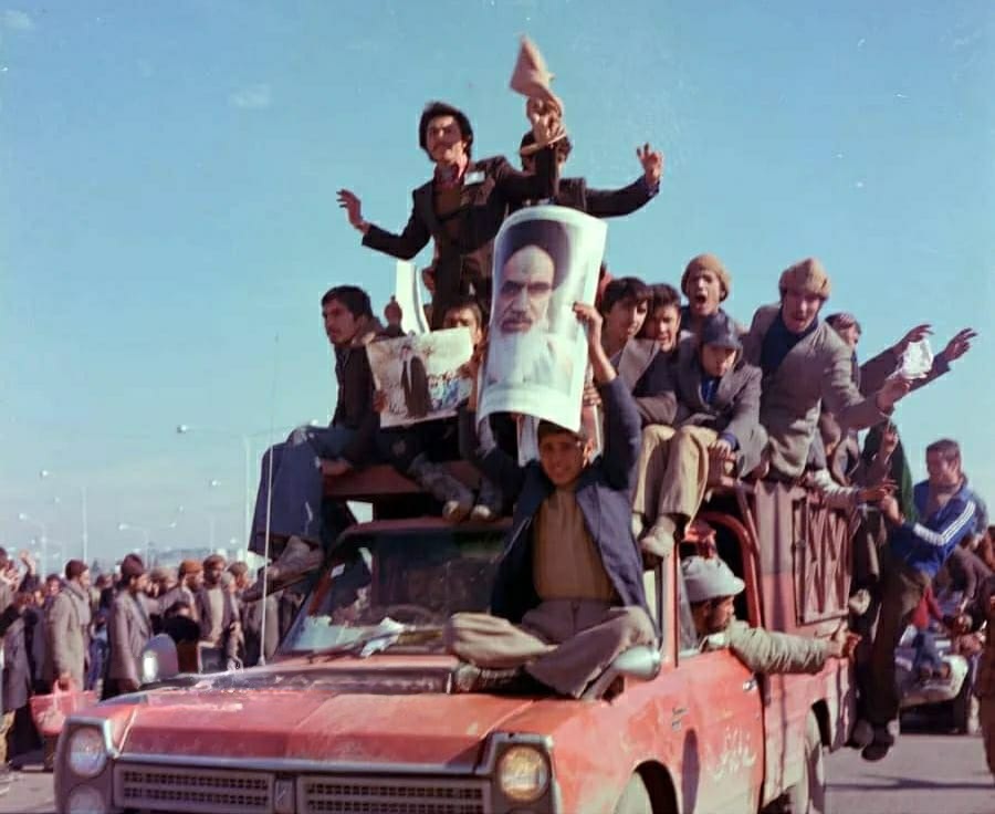 عکس های قدیمی از انقلاب در مشهد