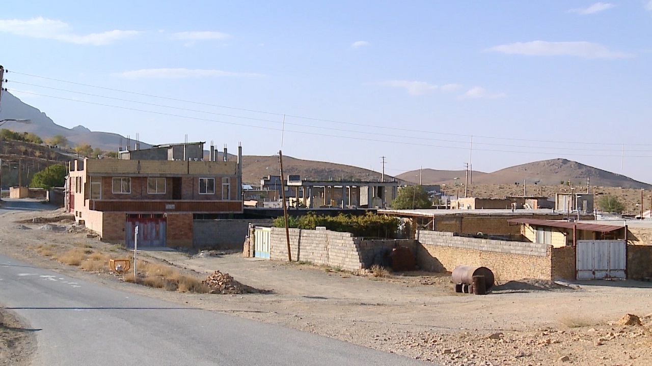 زمین&zwnj;های روستا 