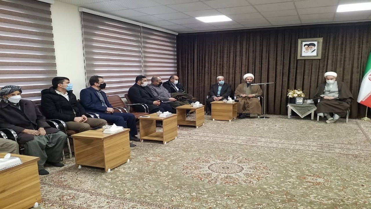 تجلیل از فعالان برتر قرآنی در کردستان