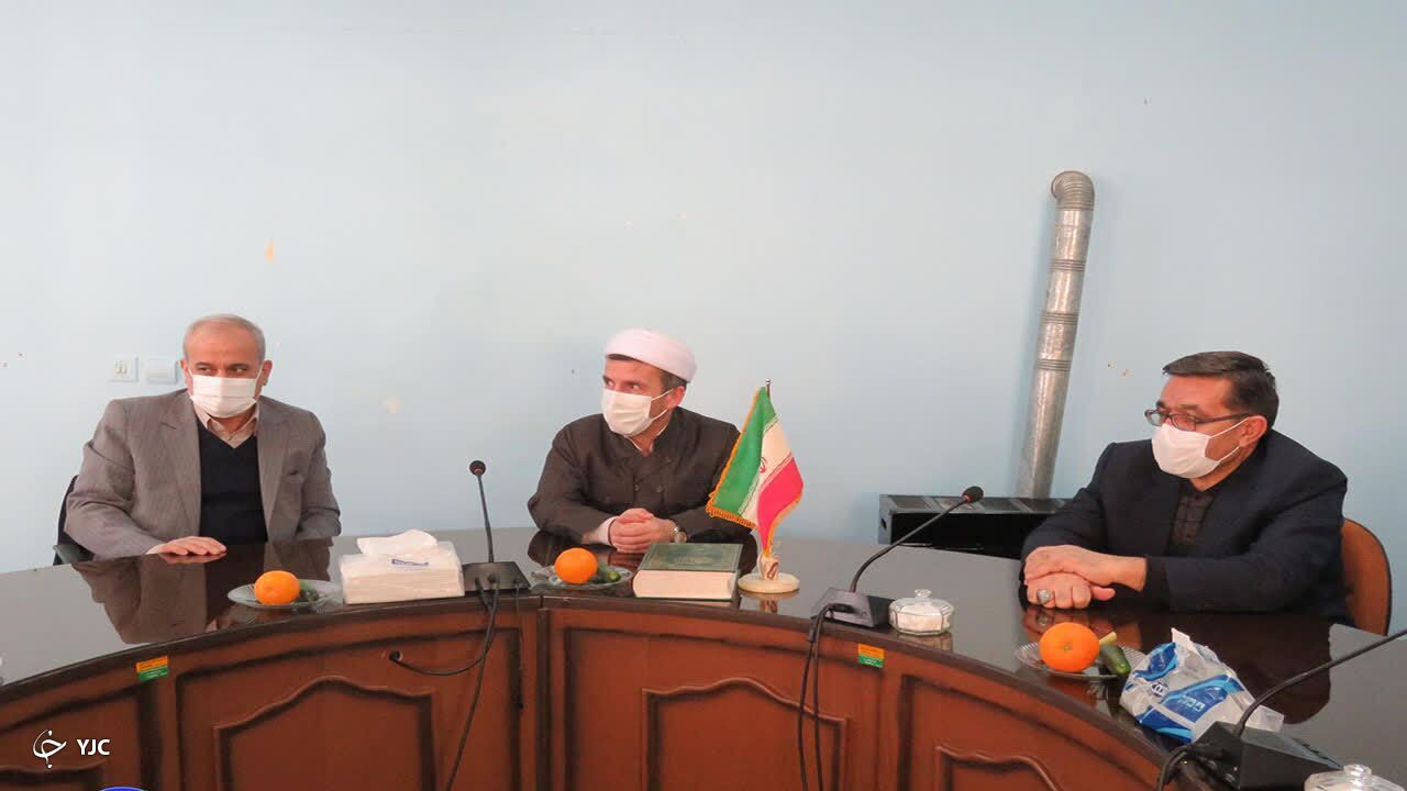 روحانیون در پیروزی و تداوم انقلاب اسلامی پیشرو بودند