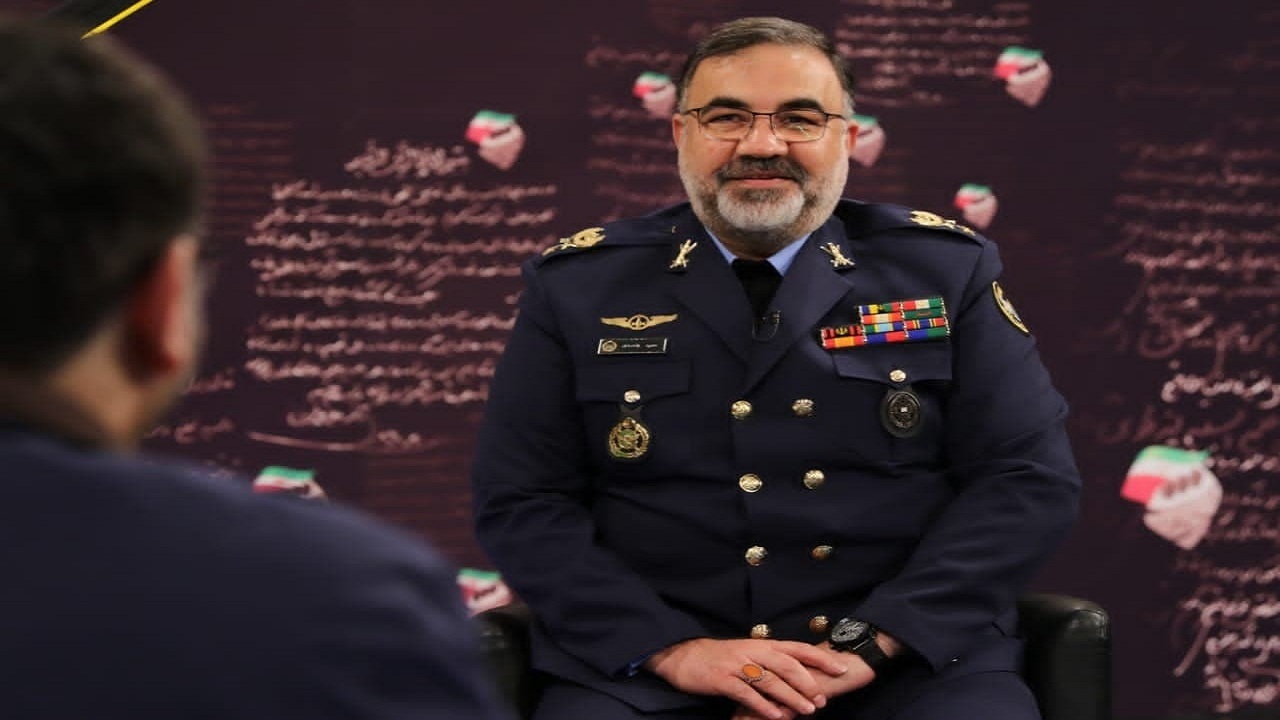پهپاد‌های کمان ۱۹ و ۲۲ نهاجا در مرحله تست عملیاتی هستند/ ماجرای اولین اورهال ۱۶۰۰ ساعته در پایگاه هوایی تبریز